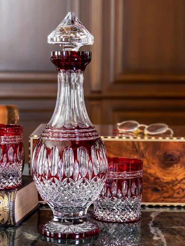 Rubinrotes Servieren